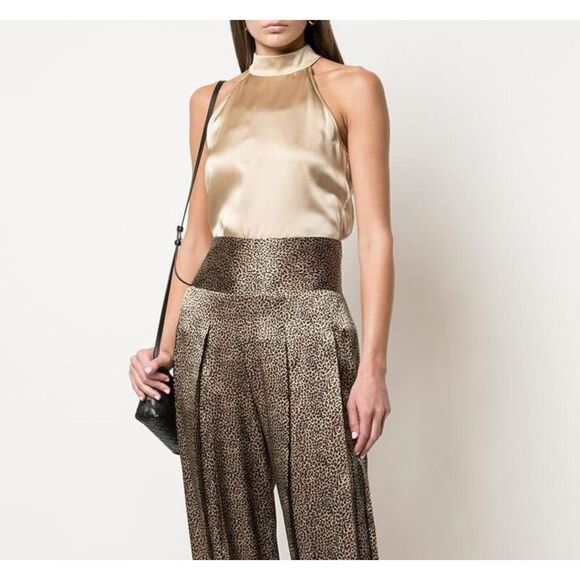 NWT Nili Lotan Vara Lightweight Silk Halter Neck Blouse in Khaki Beige Size 2 - Picture 2 of 11